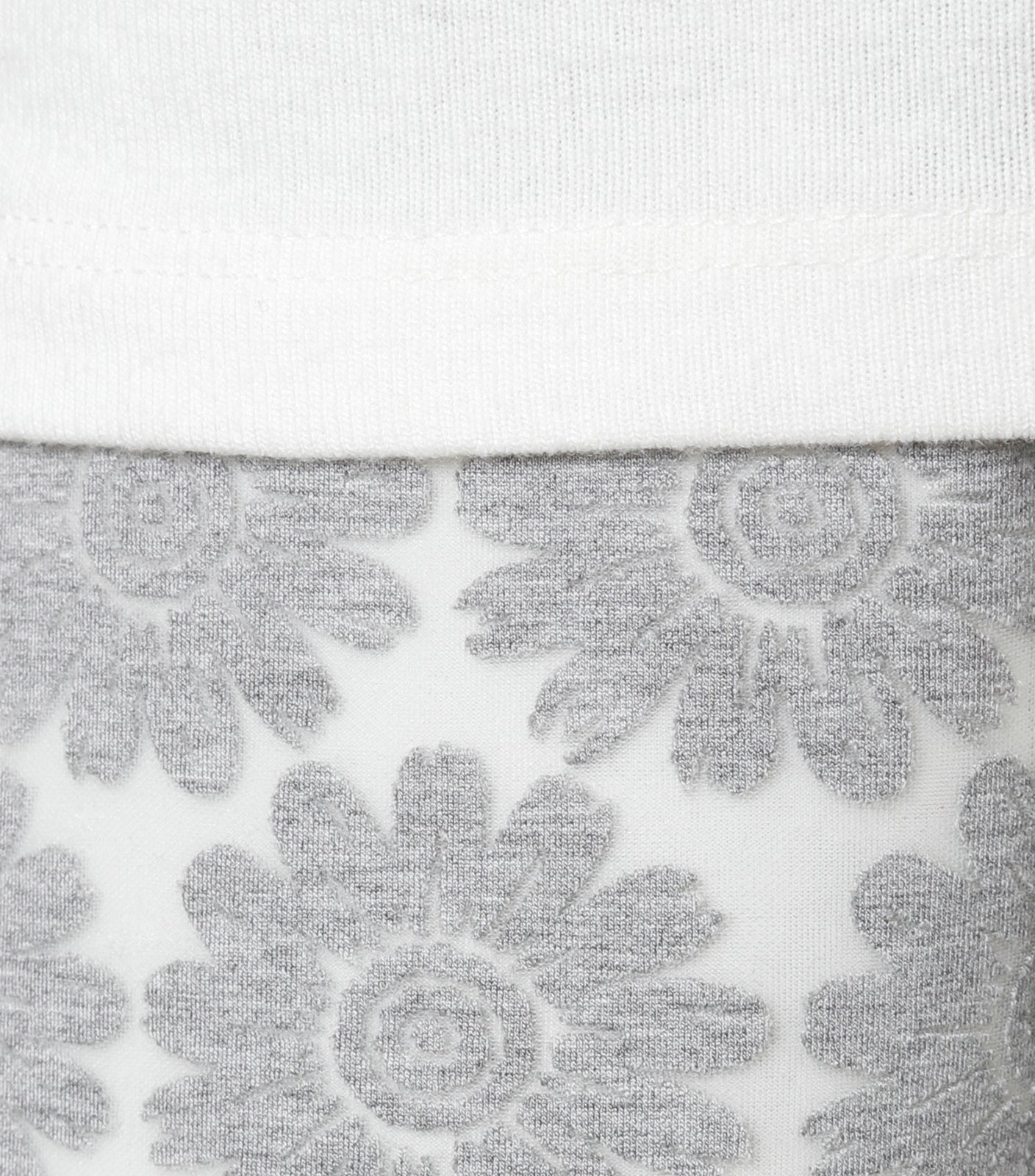 Set Blusa y Pantalón Floral Gris