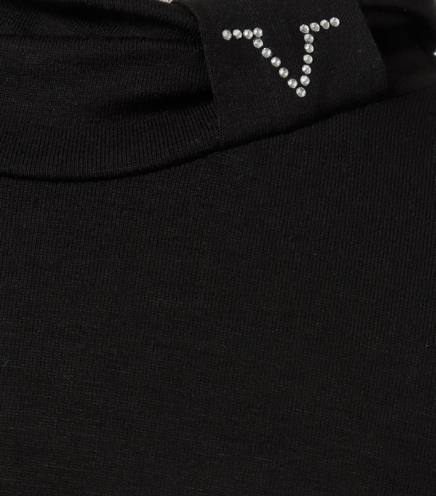 Blusa Cuello Alto Negra